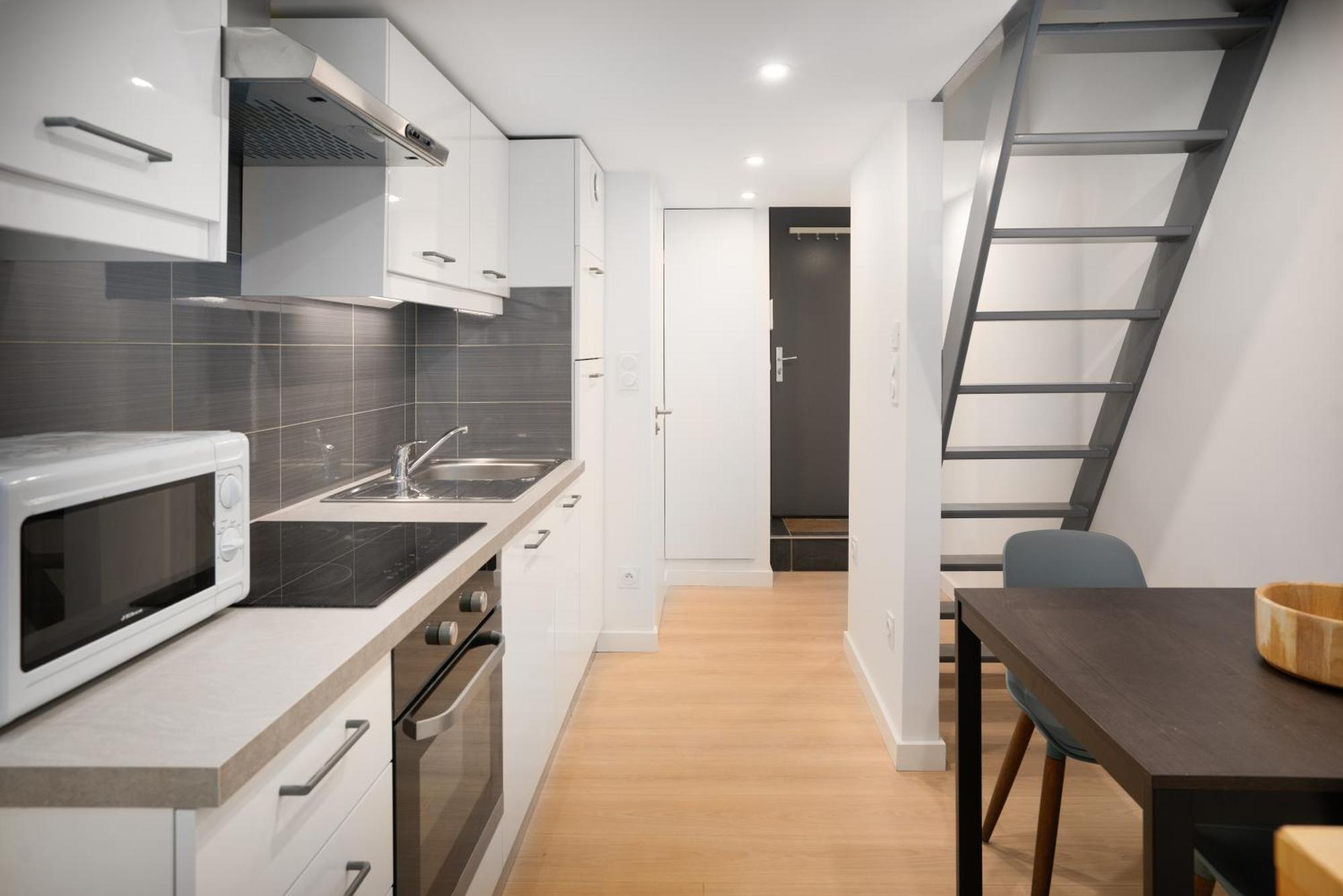 Croix Rousse-duplex De Charme Homestay *